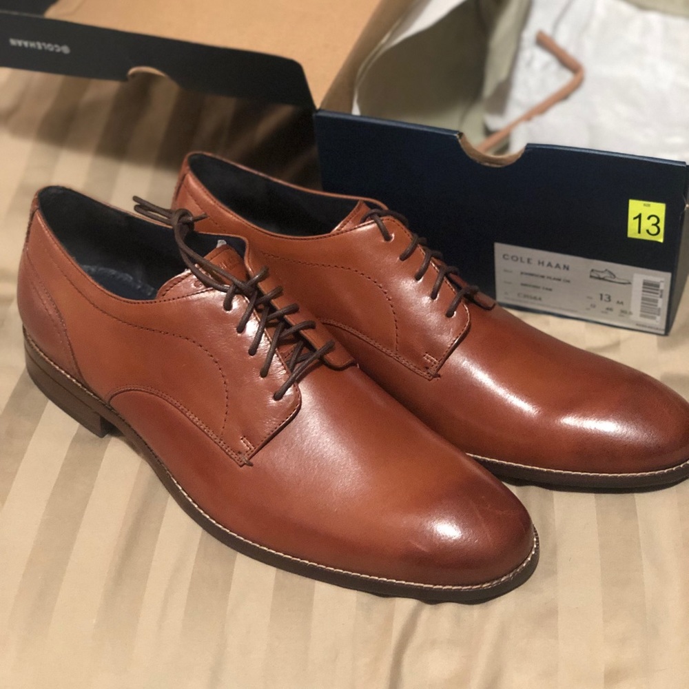Cole Haan Men’s Oxford Size 13 British Tan color